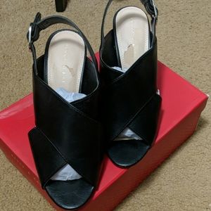 Kelly & Katie sandals